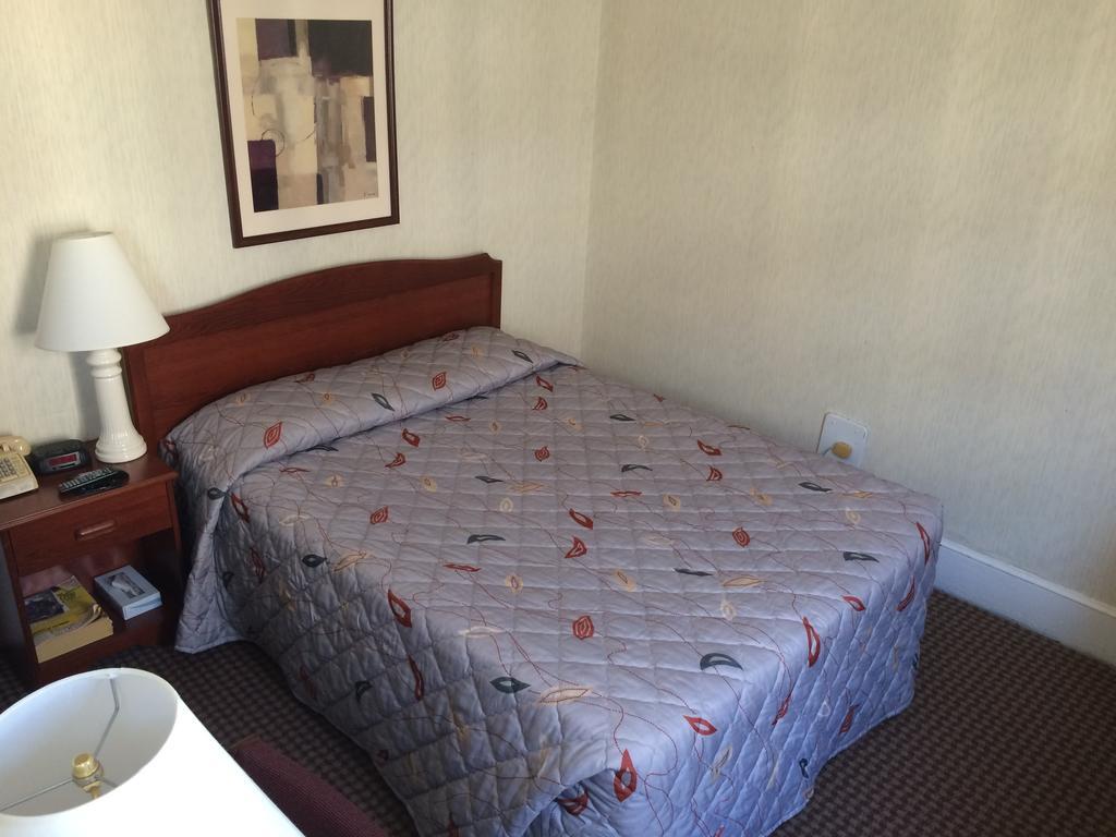 Harrington 3* Washington