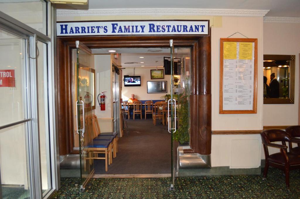 Hotel Harrington