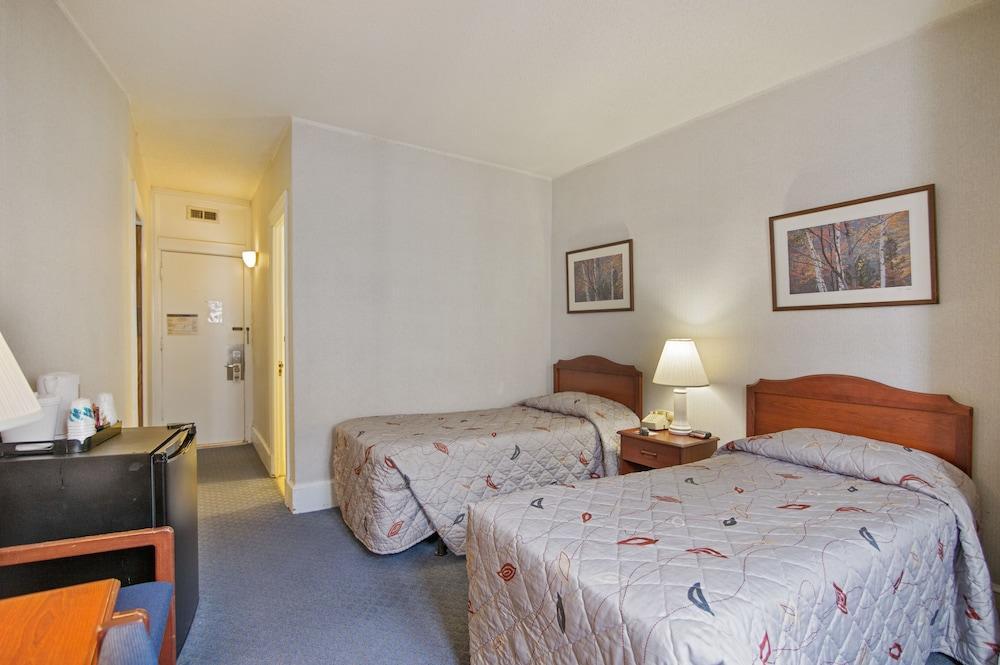 Harrington Hotel 3*